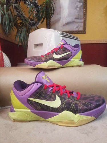 kobe shoes size 8