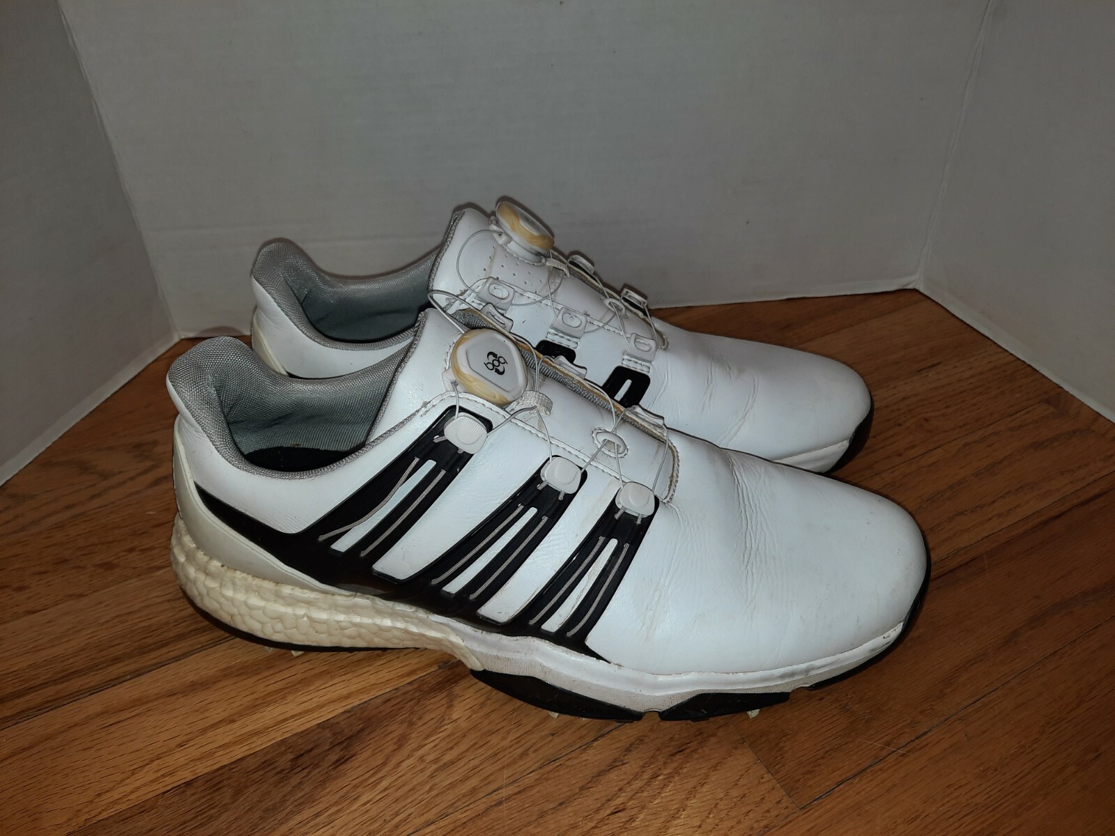 adidas slim shoes