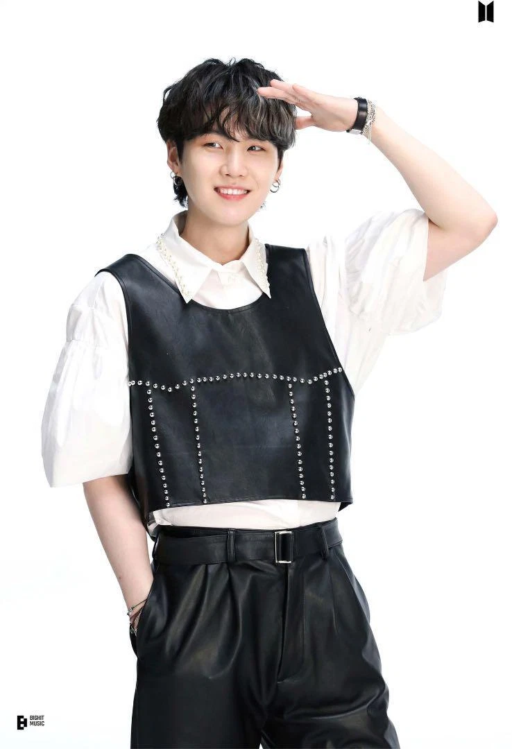 H&m jungkook top