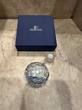 Swarovski Crystal SCS Window Ornament 905545