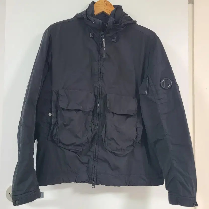 CP Company 2022 Store Edition Wappen Padded Jacket - Hange Tag thumbnail 2