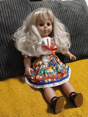 Vintage Simba Puppe 50 cm   Weichkörper, Schlafaugen, top Zustand