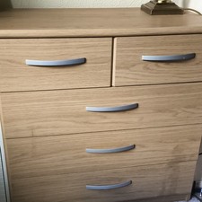 5-Drawer Chest of Drawers