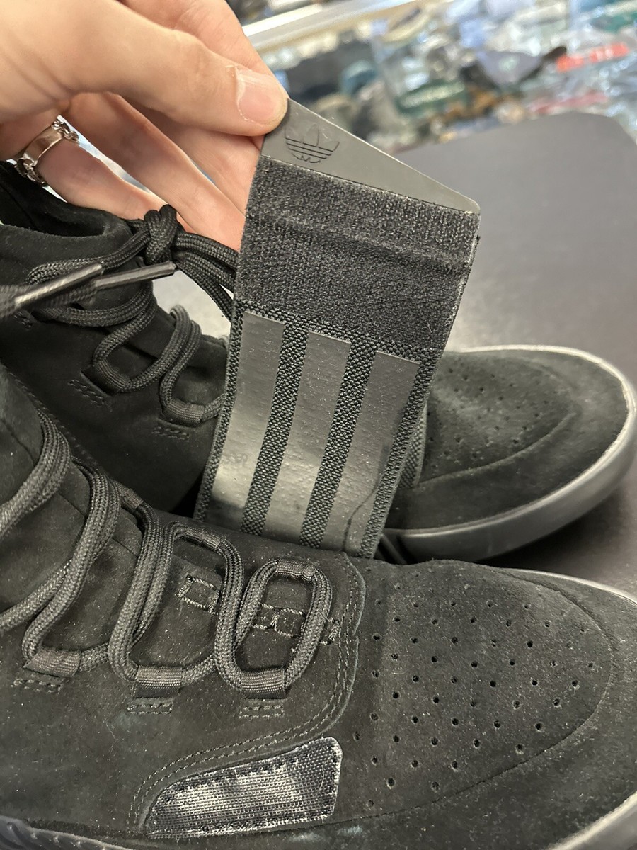Size 9 - Adidas Yeezy Boost 750 'Triple Black' 2015 BB1839 Size 9 - Adidas Yeezy Boost 750 'Triple Black' 2015 BB1839