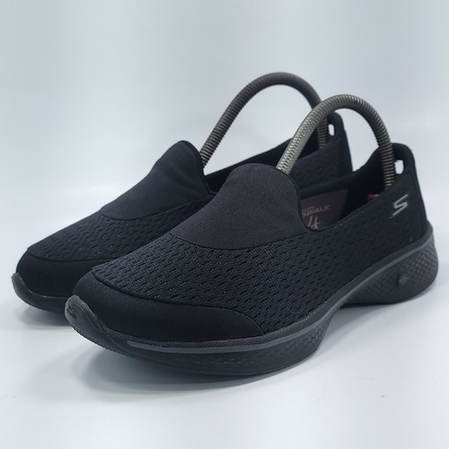skechers plain black