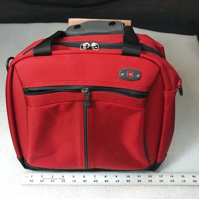 swiss army toiletry bag