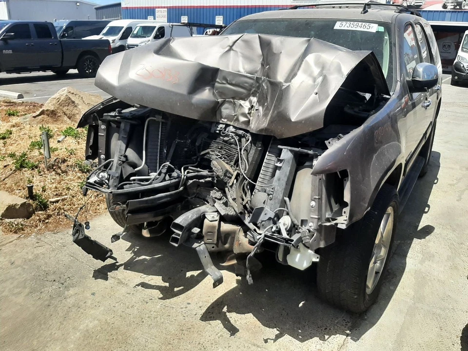 2009-2014 凯迪拉克 ESCALADE 油箱 5.3L 发动机气体 RWD 原始设备制造商 ID 20984565 — 第 3/4 张图片