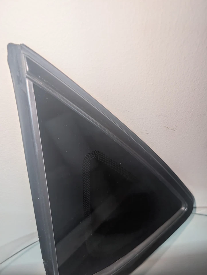 Cuarto de vidrio del lado del conductor para Dodge Dart 13-16 OEM con tinte de repuesto Foto 2 de 4