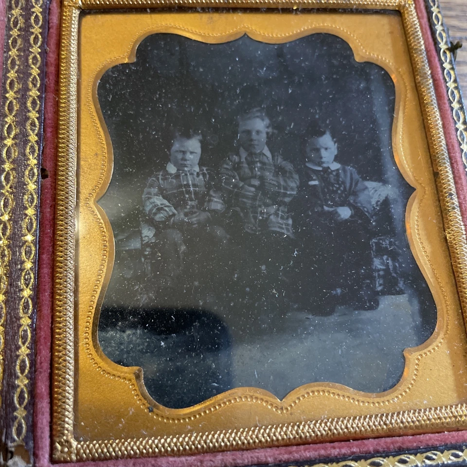 1/6 PLATE DAGUERREOTYPE PAPER CASE DAG MOTHER FATHER AMBRO THREE BROTHERS - Image 3 of 4