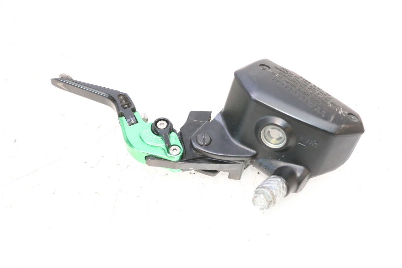 FRONT BRAKE MASTER CYLINDER - KAWASAKI ER-6 ER6 F ABS 650 (2012 - 2016)