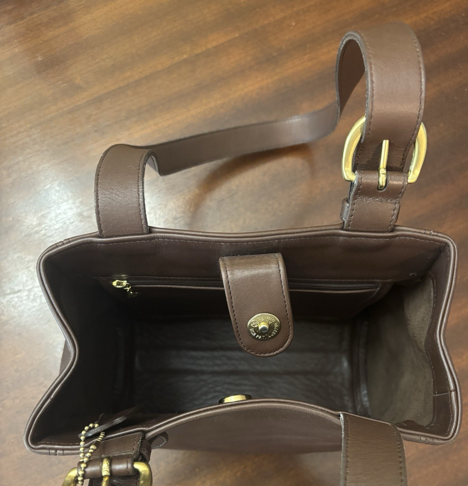 COACH Vintage  90's Brown Leather Shoulder Brass Buckled Double Handle image 8