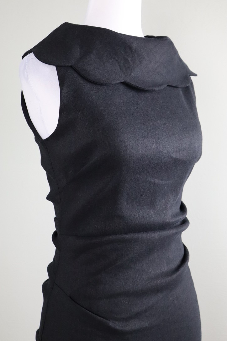 SARA CAMPBELL $168 Solid Black Lined Scalloped Pl… - image 3