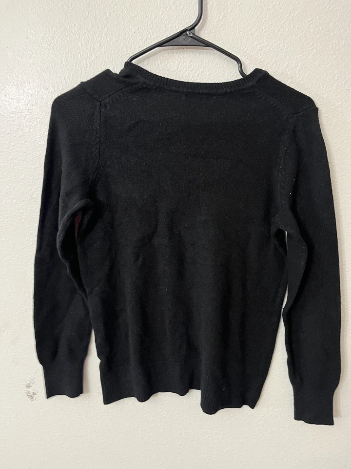 Suéter mediano para mujer Gap Luxe manga larga cuello en V ajustado negro Foto 3 de 4