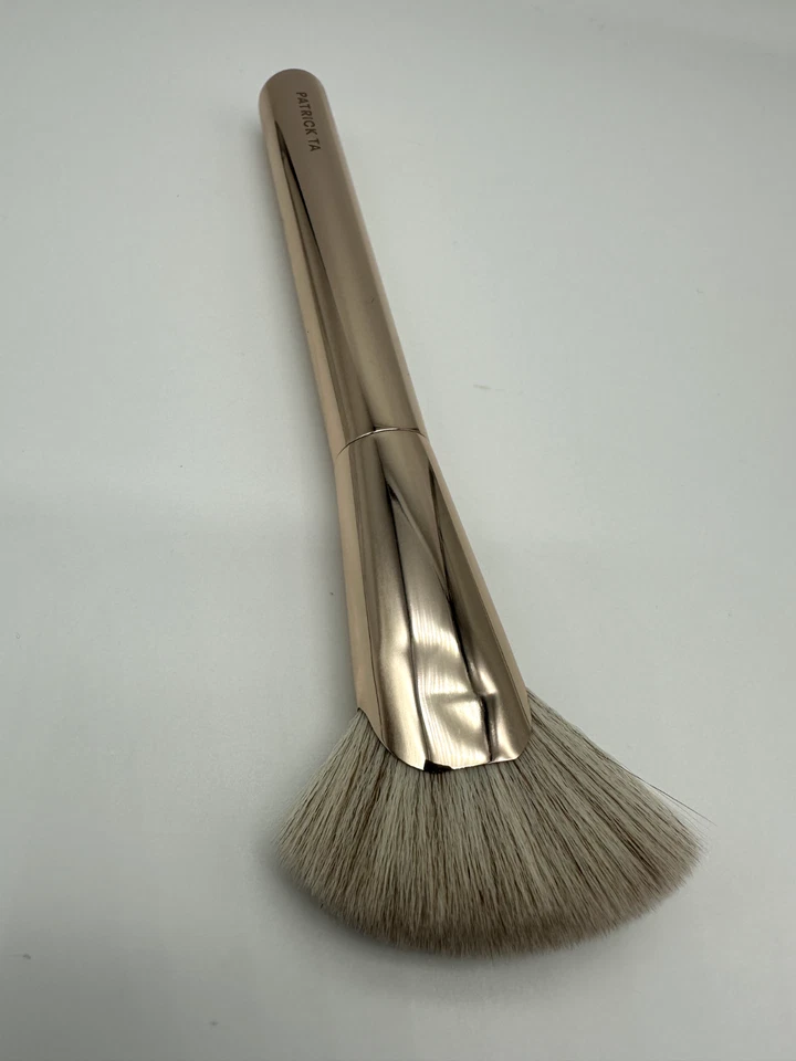Patrick Ta Sculpt Contour Brush New! - Image 4 of 4