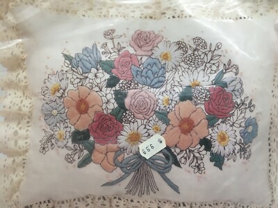 Vtg 1978 Brown Line Floral Columbia Minerva CM Crewel Linen Pillow Kit 7910
