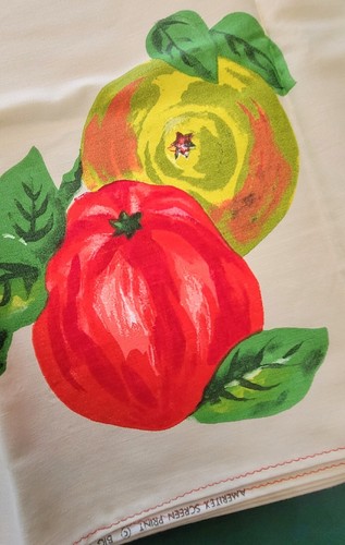 Vintage Vibrant Tablecloth APPRX 43 x 70 Ameritex Screen Print Big Apple NOS - Picture 3 of 10