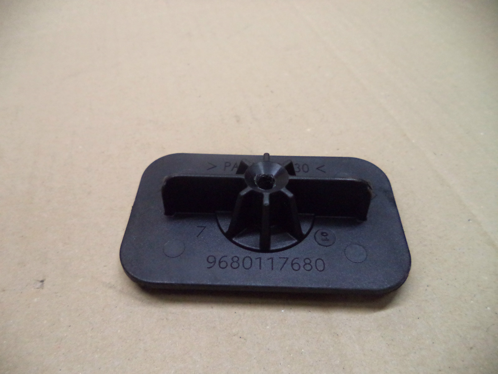 Peugeot 208 4-türig Deckel Abdeckung 9680117680 46tkm | eBay