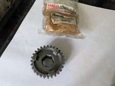 Originale Yamaha 4th Ruota Gear 28T 22U-17241-00 XV535 Virago XVS650 Dragstar