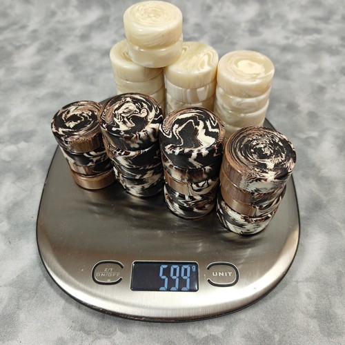 Set of 30+ Catalin Bakelite 1.5" Backgammon Chips Mocha Swirl & Ivory Cream 599g - Picture 6 of 21