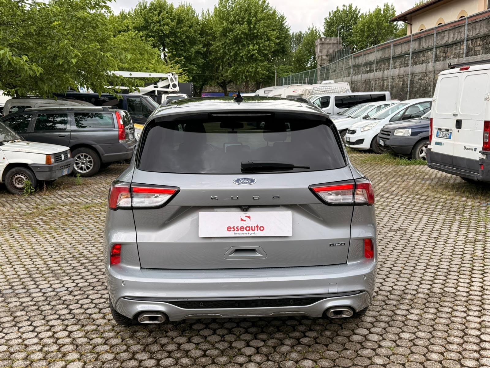 2023 Ford Kuga plug in come nuova