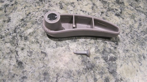 1996 Chevrolet Suburban OEM DRIVER BOTTOM LEFT SEAT RECLINE LEVER GRAY - Picture 2 of 3