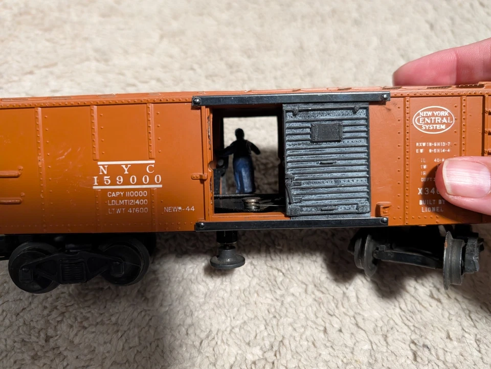 Lionel post War O Gauge #3464 Box car - Image 3 of 4
