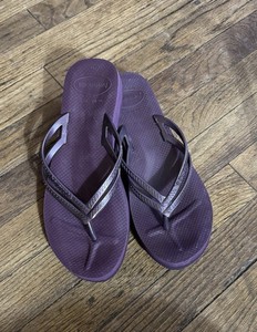 Women’s Havaianas Sandals 10.5
