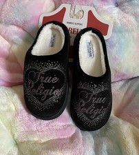 NEW True Religion Hearts Rhinestones slip-on slippers Women's Size Small 5/6