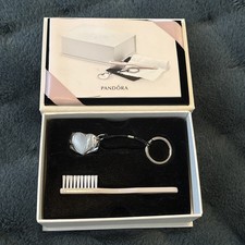 PANDORA Jewelry Collectors Cleaning Kit Brush Gift Set Heart Key Chain Ring.