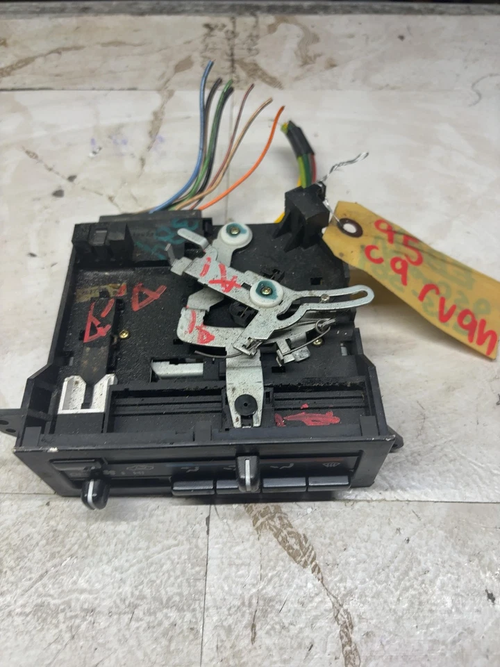 Voyager Caravan Town & Country 1993-95 calentador aire acondicionado interruptor de control de temperatura del aire Foto 3 de 4