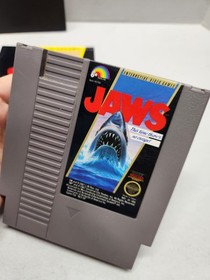 Jaws (Nintendo Entertainment System NES)   w/ Manual - Tested!