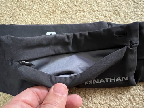 Nathan Zipster Lite Laufgürtel schwarz sportlich Gr. M - Bild 6 von 11