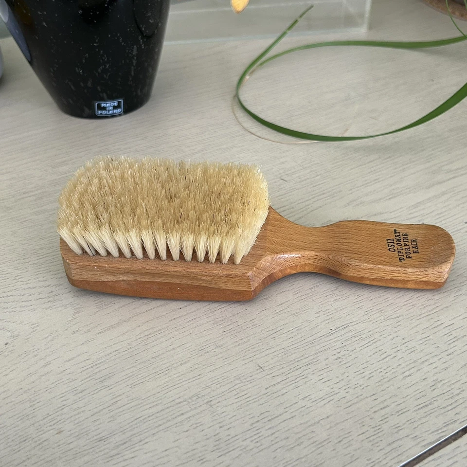 Cepillo de cerdas reales de lujo vintage Kent OS11 Diplomat Club para cabello de textura fina Foto 3 de 4