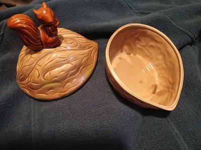 VINTAGE SQUIRREL & WALNUT CERAMIC CONTAINER CANISTER BOWL 7 X 8 GREAT ...