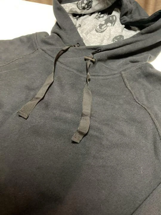 Alexander mcqueen skull best sale hoodie