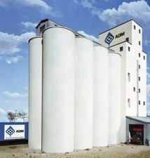 Walthers HO Scale ~ New 2025 ~ ADM Grain Elevator Add-On Silos Kit ~ 933-3023