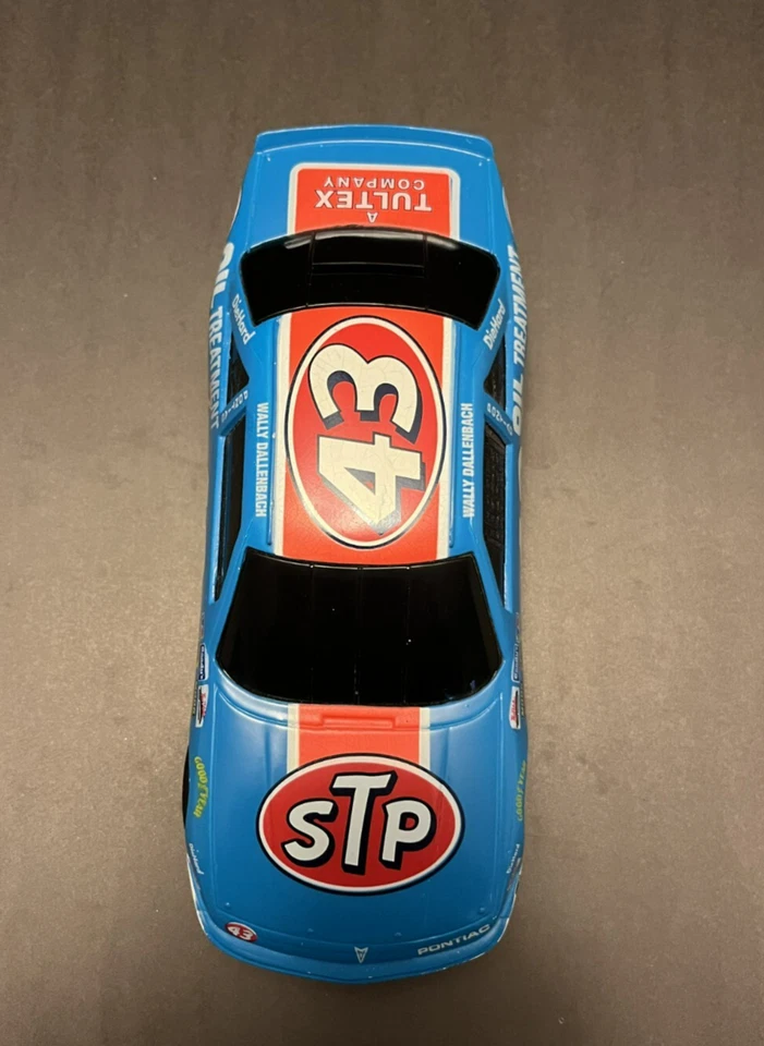 Pontiac Bank 1994 Racing Champions NASCAR Wally Dallenbach STP #43 1:24 #/5000 Foto 4 de 4