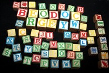 VINTAGE CHILDRENS WOODEN ALPHABET BUILDING 9 PICTURE 11 BIG 45 SMALL LOT BLOCKS