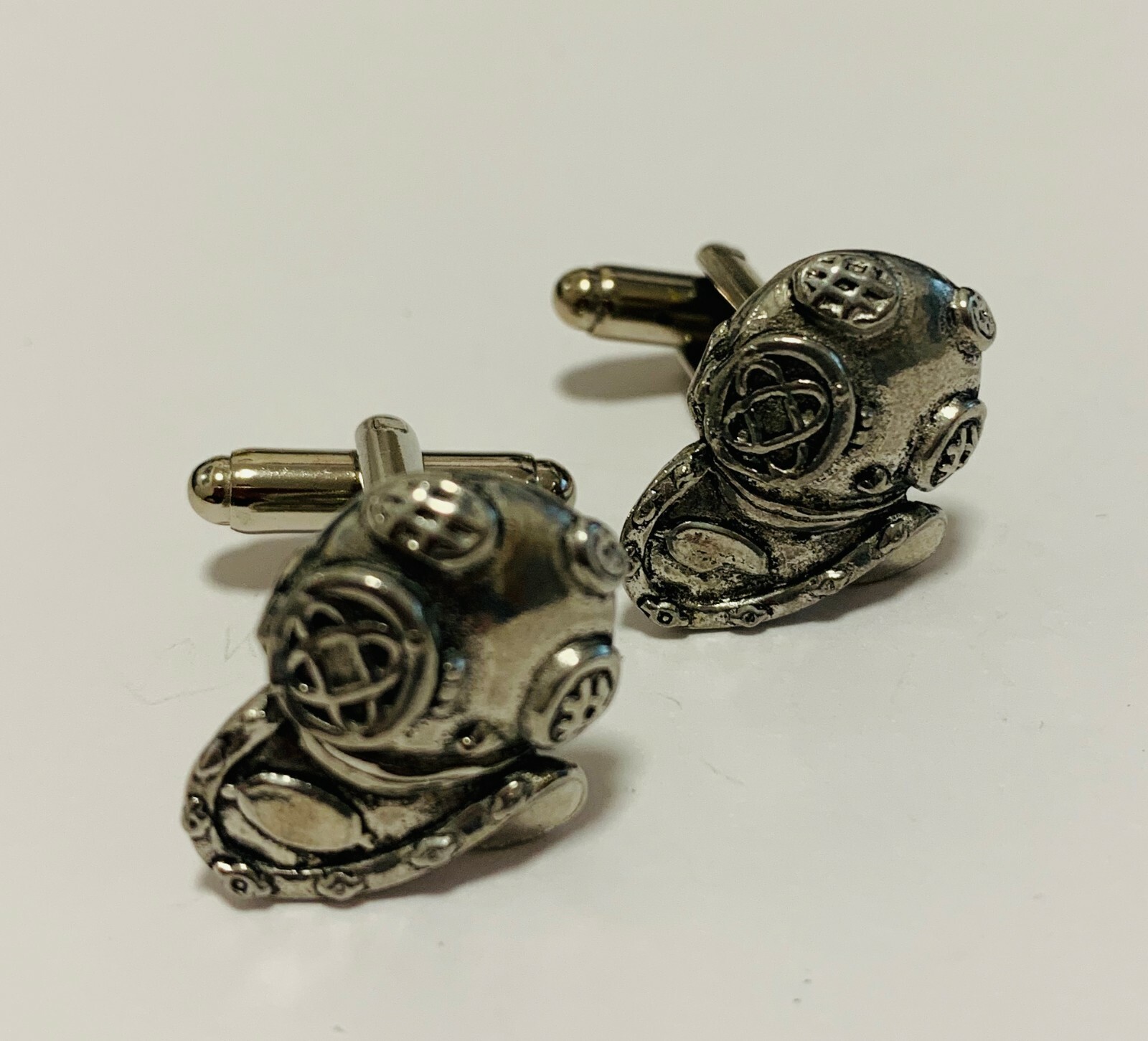 Picture 2 of 4