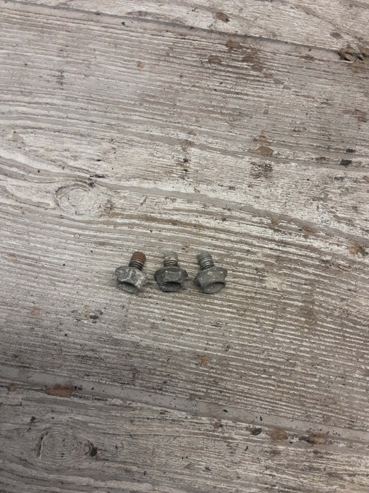 2004 04 9907 Suzuki Hayabusa 1300R 1300 Radiator Coolant Fan Mounting Bolts eBay