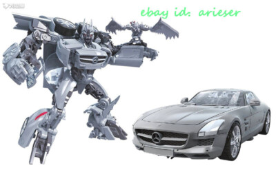 Takara Tomy Ss-51 Soundwave Transform Deluxe Class Action Figure