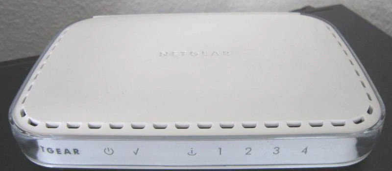 NETGEAR ROUTER RP614 v3 Firewall Spy+NAT integrierter Switch 5 Ports weiß OVP - Bild 3 von 4