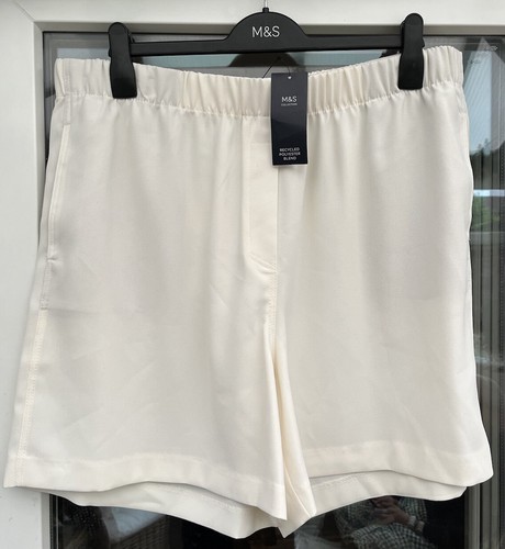 Marks and Spencer Ivory Smart Shorts Size 18 REG (BRAND NEW WITH TAGS) - Picture 5 of 7