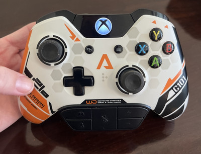 Microsoft Xbox One Titanfall Limited Edition Remote Wireless Controller 1537 VGC