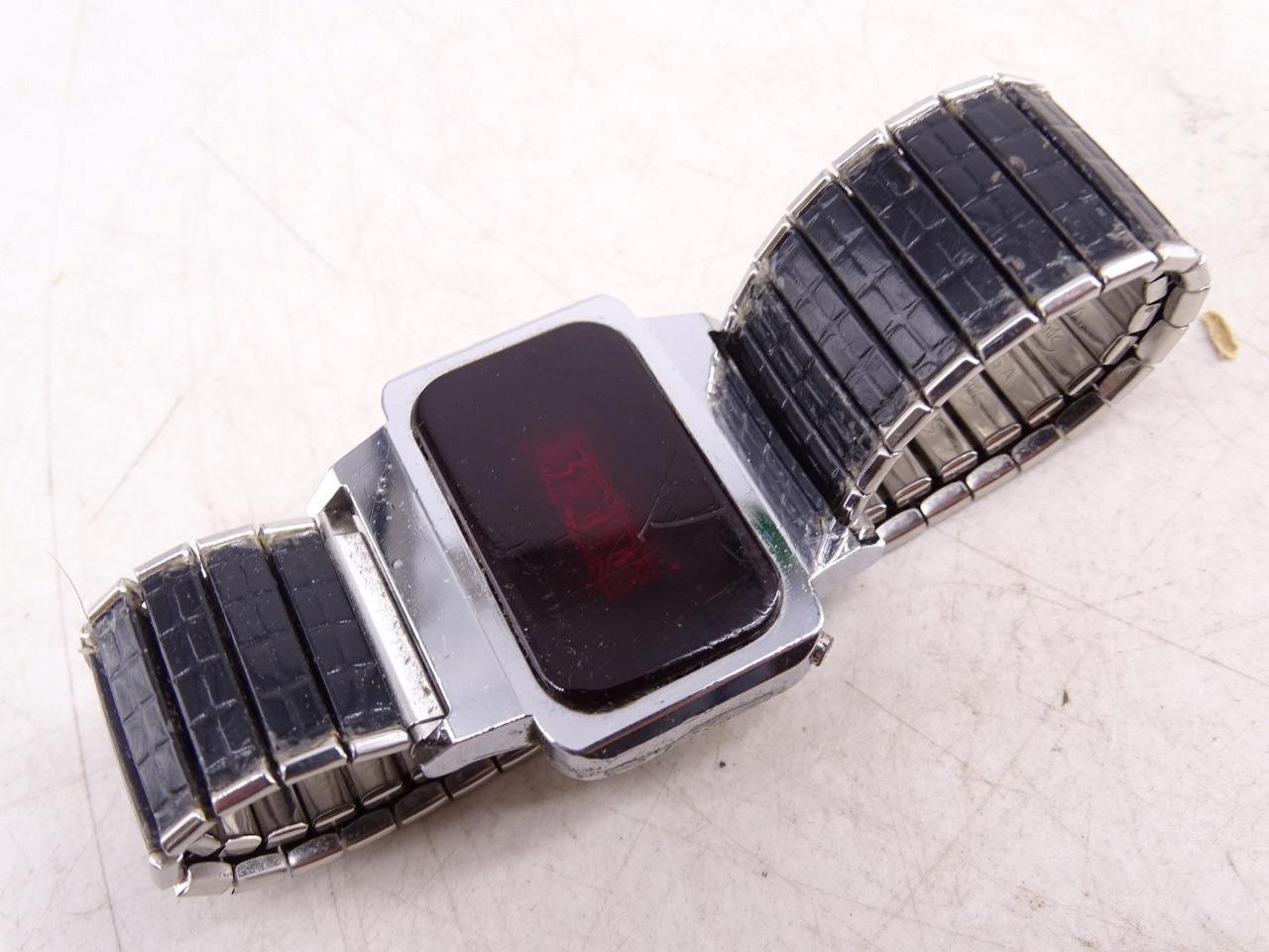 Vintage Timex Red Digital Retro Men's Wristwatch Stainless Steel Battery Old