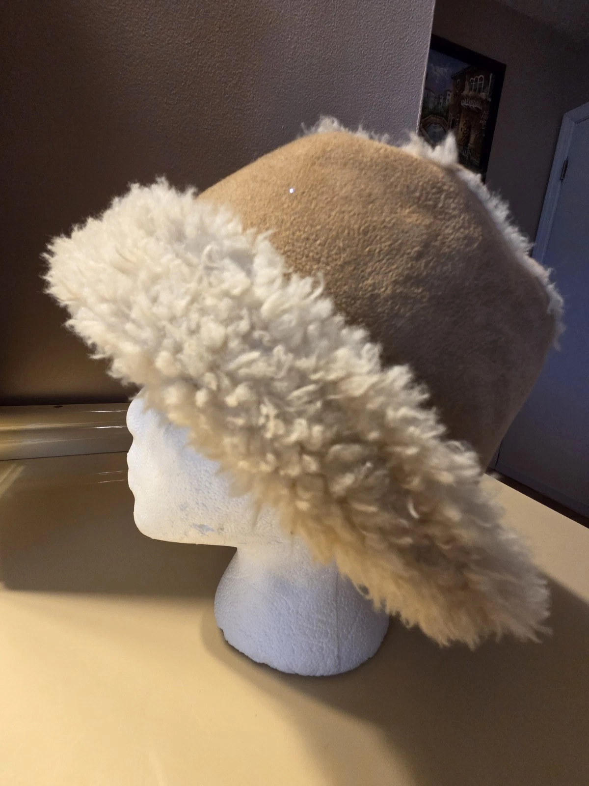 Women’s Shearling Style Winter Hat Beige Suede Look Faux Fur Lined 23” Warm Cozy