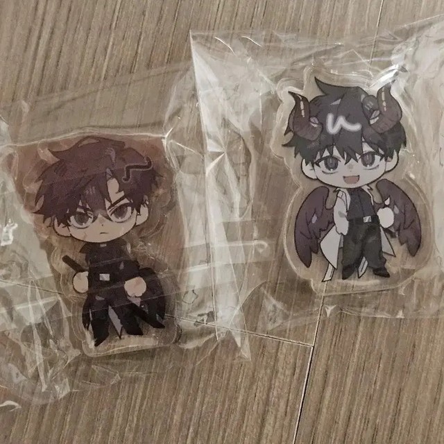 Unbranded Fan-made Acrylic Cosplay Goods - Pre-Owned