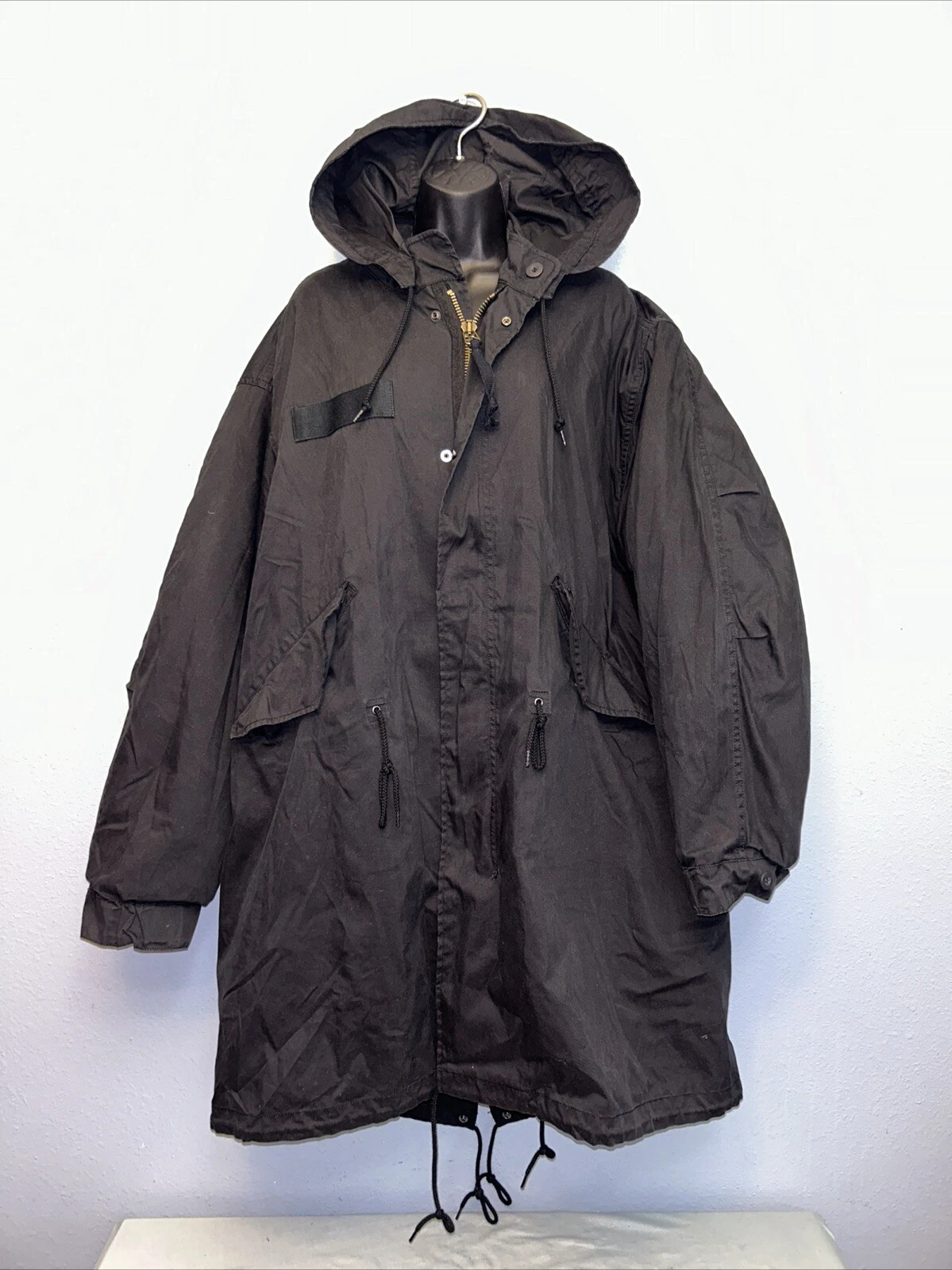 Grande parka noire Supreme Futura Fishtail occasion en l'état