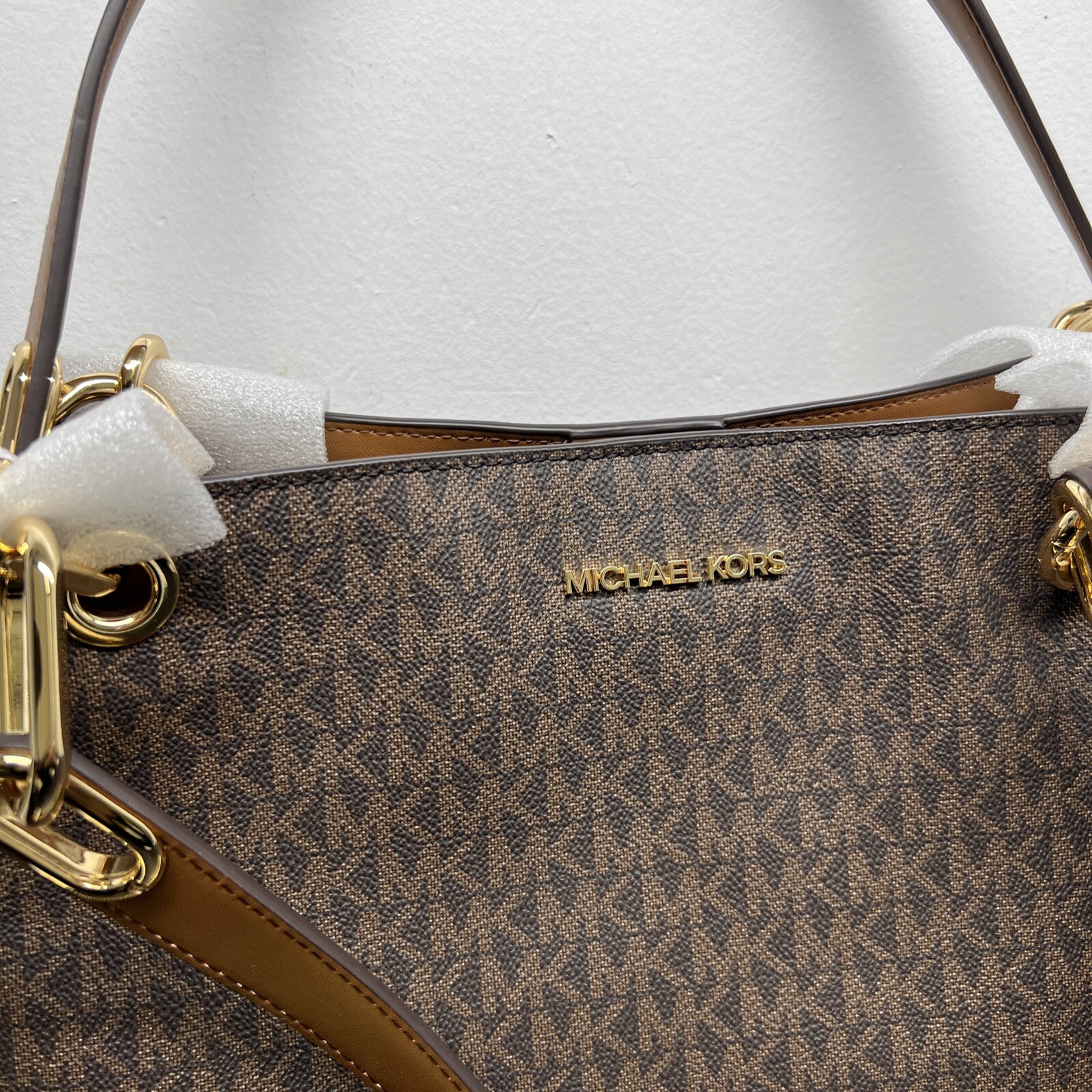 MICHAEL KORS TRISHA LARGE PVC LEATHER SHOULDER TOTE BAG MK BROWN