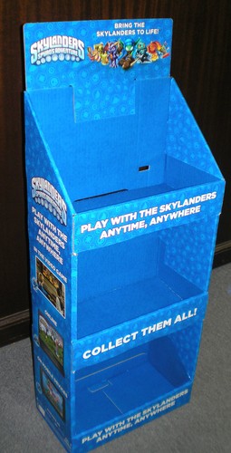 Skylanders Display Rack - Spyro's Adventures / Giants NIB NEW